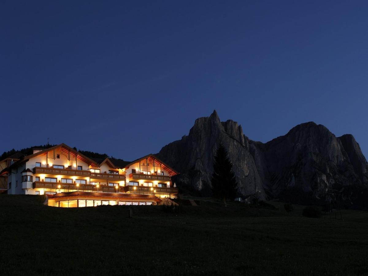 Hotel Rosslaufhof カステルロット エクステリア 写真