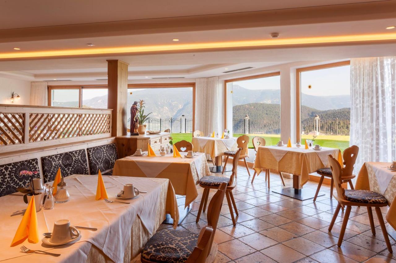 Hotel Rosslaufhof カステルロット エクステリア 写真