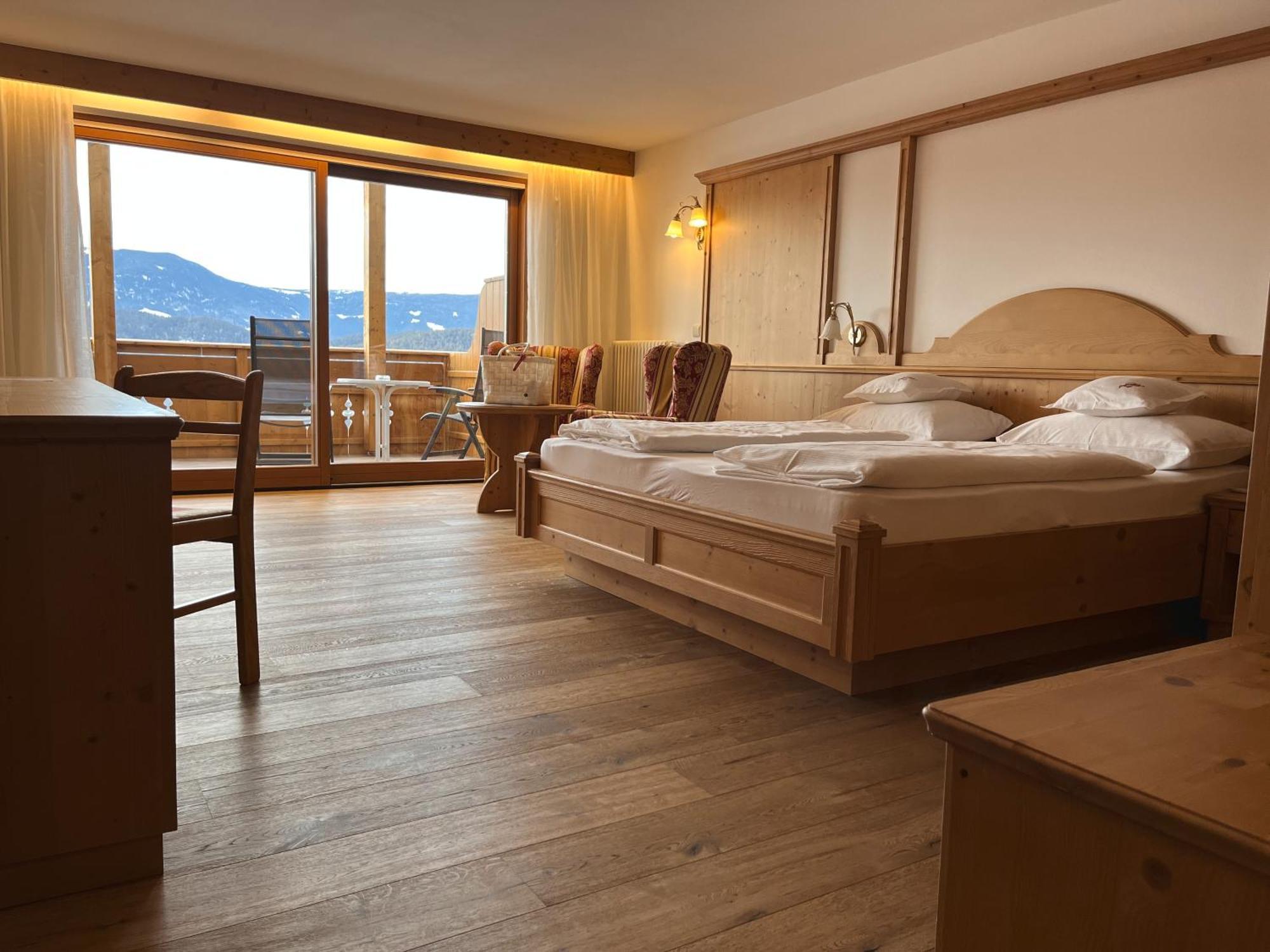 Hotel Rosslaufhof カステルロット エクステリア 写真